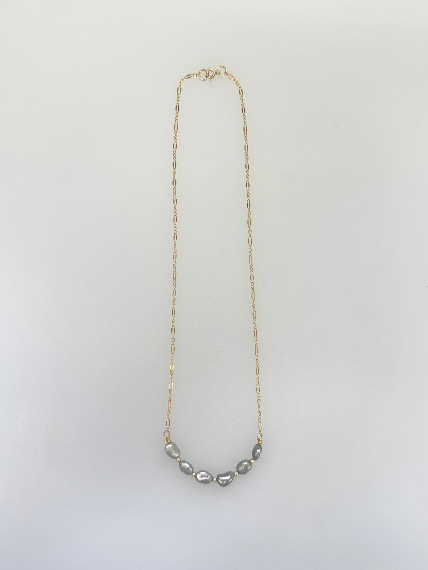 KESHI BAR NECKLACE