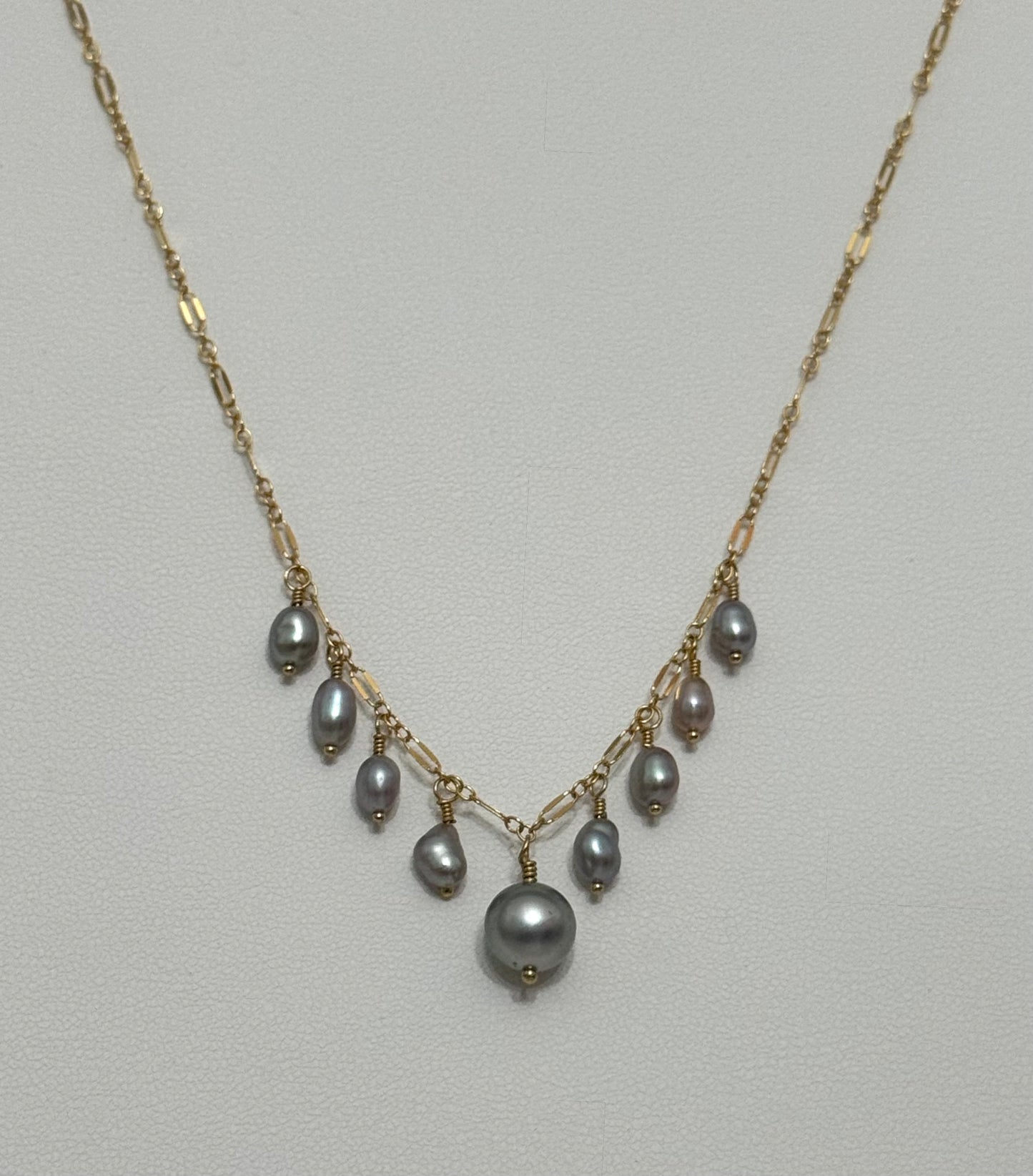 MAHINA NECKLACE
