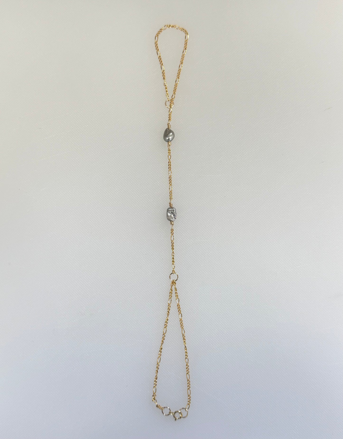 KESHI FIGARO HAND CHAIN